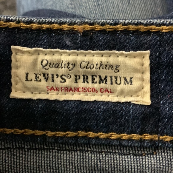 Levi’s Premium 721 High Rise Skinny Jeans. Size 26 - Picture 5 of 7